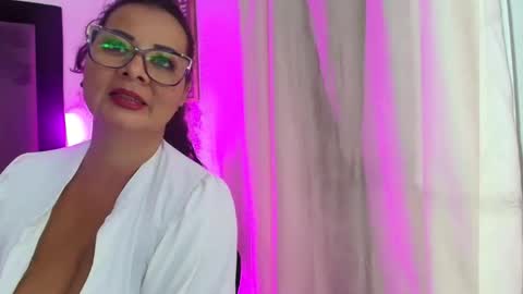 GABRIELA online show from 11/29/25, 09:40