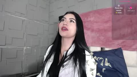 Snapshot of gabriella27_ chatting on 04/07/26, 01:00 gabriella online show from 04/07/26, 01:00