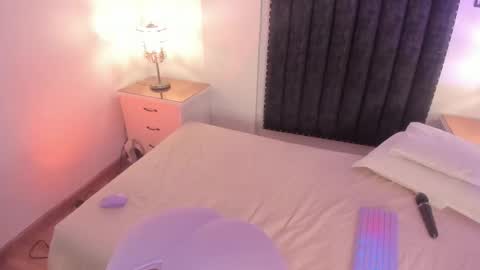 gabriella ortiz online show from 11/24/25, 07:24