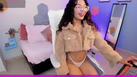Snapshot of gabriella_rouse_ chatting on 07/25/26, 02:47 Gaby online show from 07/25/26, 02:47