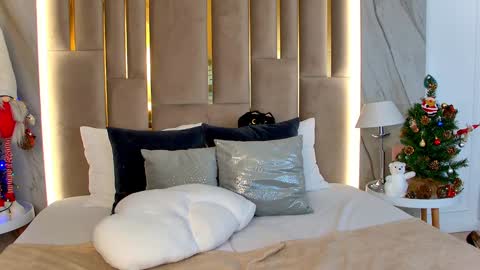 Gabriella online show from 01/13/25, 09:08