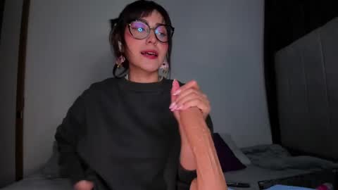 Gaby online show from 12/31/24, 01:47