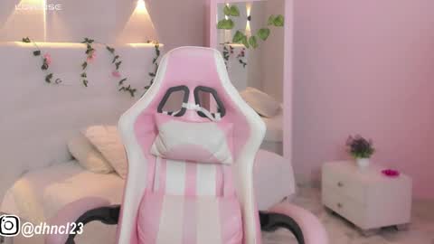 Gabriella online show from 02/12/25, 01:19