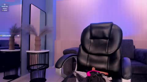 Gabriella Lee online show from 03/01/25, 08:23