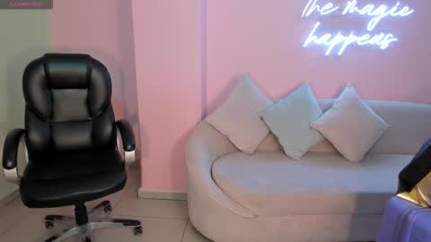 Gabriella Lee online show from 09/21/25, 10:00