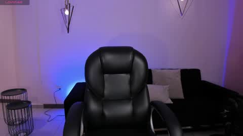 Snapshot of gabriellalee_ chatting on 05/24/26, 10:59 Gabriella Lee online show from 05/24/26, 10:59