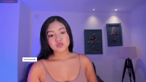Snapshot of gabriellalee_ chatting on 07/03/26, 10:54 Gabriella Lee online show from 07/03/26, 10:54