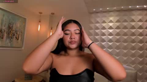 Snapshot of gabriellalee_ chatting on 07/19/26, 11:14 Gabriella Lee online show from 07/19/26, 11:14