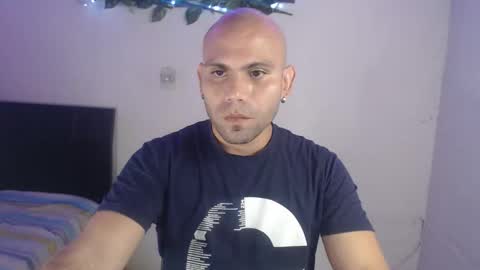 Snapshot of gabrielle_ramirez chatting on 09/14/25, 08:41 Gabriel online show from 09/14/25, 08:41