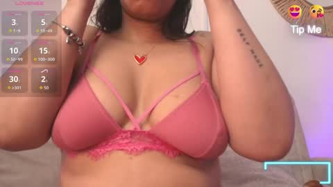 Snapshot of gabriqueen_gh chatting on 05/06/26, 11:26 Gaby online show from 05/06/26, 11:26
