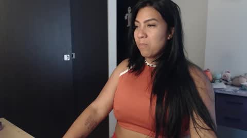 Snapshot of gaby_bluexx chatting on 05/06/26, 11:37 Gaby Blue online show from 05/06/26, 11:37
