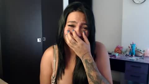 Snapshot of gaby_bluexx chatting on 06/19/26, 12:20 Gaby Blue online show from 06/19/26, 12:20