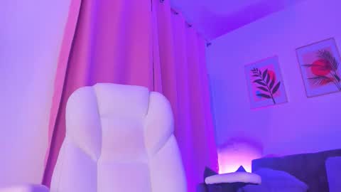 gaby online show from 11/24/25, 02:06