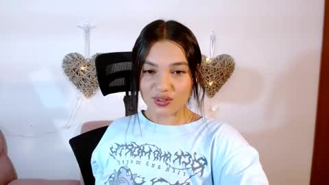 Snapshot of gaby_saikozz chatting on 02/17/26, 03:25 My name is Gabriela.. nice to meet you thumbs up please its very important to me online show from 02/17/26, 03:25