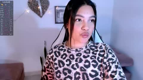 My name is Gabriela.. nice to meet you thumbs up please its very important to me online show from 05/06/26, 07:13