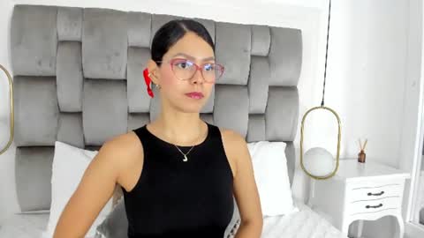 GABRIELA  online show from 06/10/26, 11:42