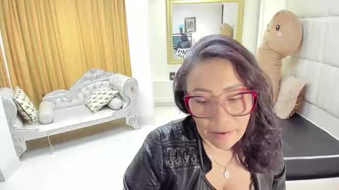 gabriela online show from 05/13/26, 06:27