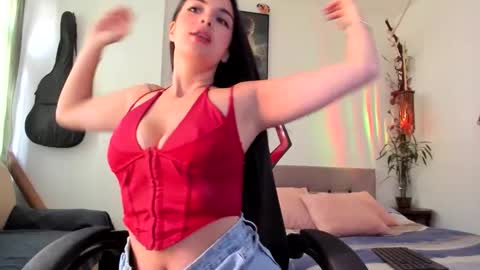 gabyaridiii online show from 04/28/26, 03:39