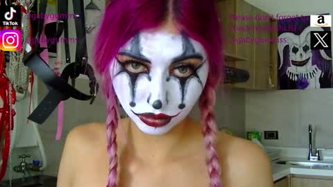 gabygumms online show from 10/11/25, 01:20