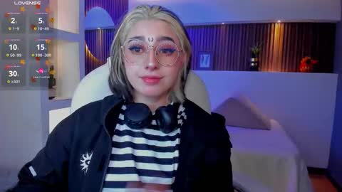 gabyrose9 online show from 11/10/25, 11:42