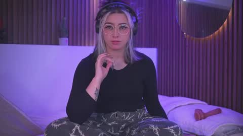 gabyrose9 online show from 06/18/26, 10:58