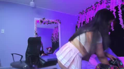 gabby cooper online show from 11/11/25, 02:44