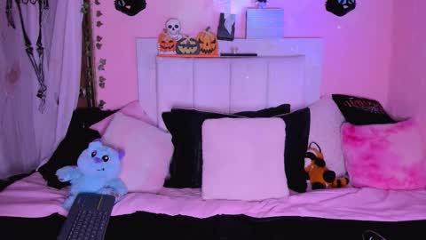 gabyye capprins online show from 10/25/25, 12:29