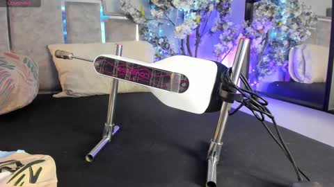 gabyyjones online show from 10/10/25, 11:31