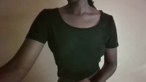 Snapshot of gada_charm chatting on 03/09/25, 01:59 Gada online show from 03/09/25, 01:59