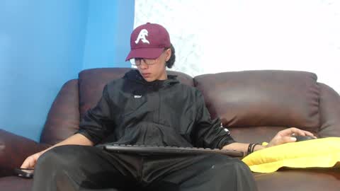 gadiel_sex online show from 02/17/25, 12:27