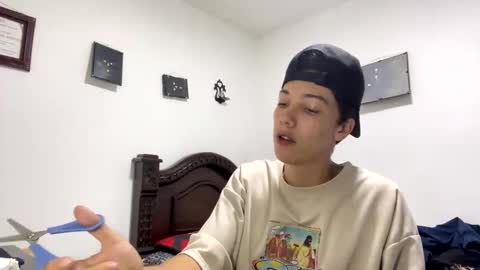 gadiel_sex online show from 10/28/25, 08:11