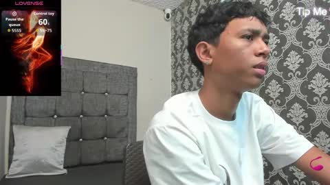 Snapshot of gael_d4v7 chatting on 04/05/26, 07:22 Gael online show from 04/05/26, 07:22