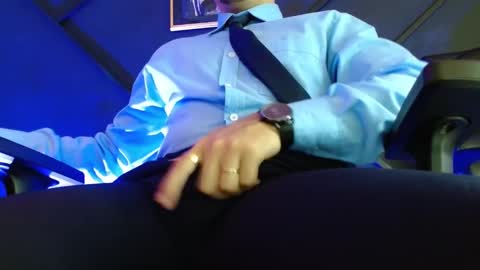 Snapshot of gael_williams3 chatting on 02/21/25, 03:45 gael_williams3 online show from 02/21/25, 03:45