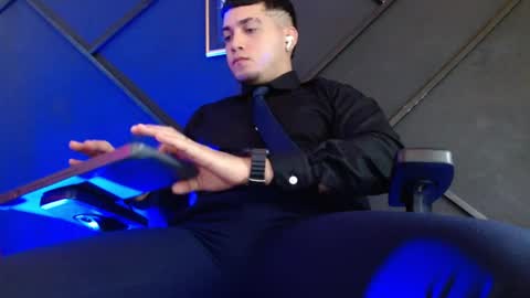 Gael Williams online show from 02/18/25, 06:37