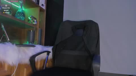 Gael Williams online show from 11/14/25, 08:07