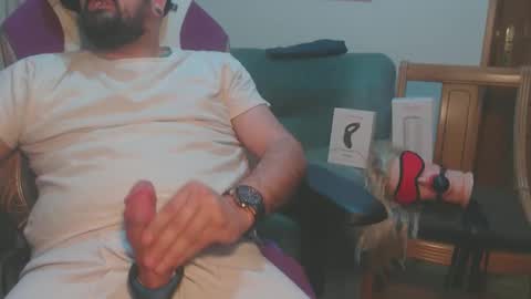 Snapshot of gag0nmyc0ck chatting on 04/30/26, 11:49 your master online show from 04/30/26, 11:49