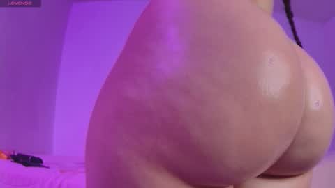 Snapshot of gaia_sweet_ chatting on 03/05/26, 04:03 gaia_sweet_ online show from 03/05/26, 04:03