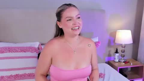 Gaia Baker  online show from 06/14/26, 02:24