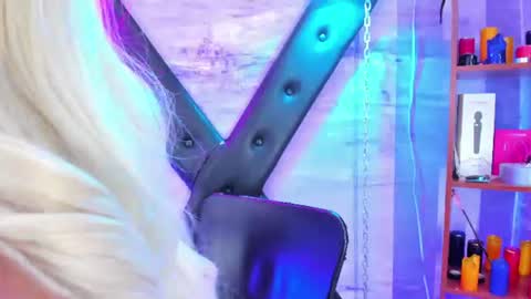 gaiia_uwu online show from 06/25/26, 02:44