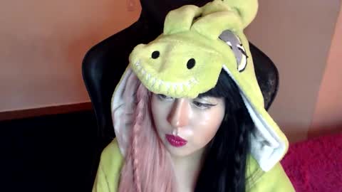 Kate 3 online show from 06/08/26, 07:25