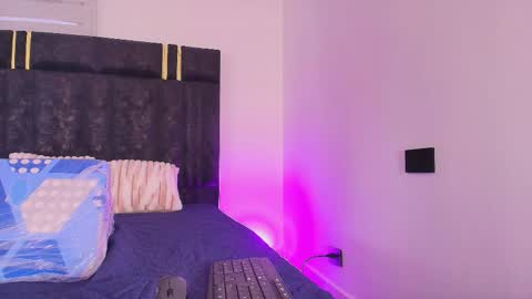 galaanderson online show from 12/16/25, 11:59