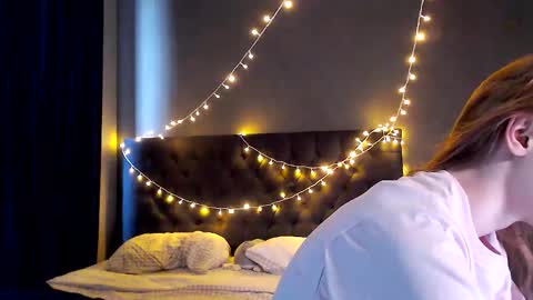 My name Lou 3 online show from 11/29/25, 07:55