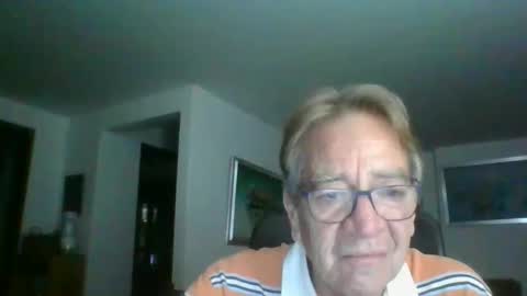 Snapshot of galloboy5 chatting on 01/27/25, 04:41 galloboy5 online show from 01/27/25, 04:41