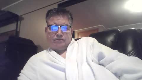 Snapshot of gameon1969 chatting on 01/19/25, 07:15 gameon1969 online show from 01/19/25, 07:15