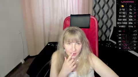Janette online show from 06/16/26, 03:20