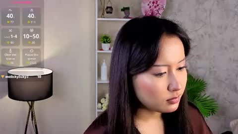 Snapshot of garden_flower chatting on 06/13/26, 05:22 Violla online show from 06/13/26, 05:22