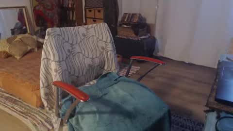 gardenboy321 online show from 11/27/25, 07:49