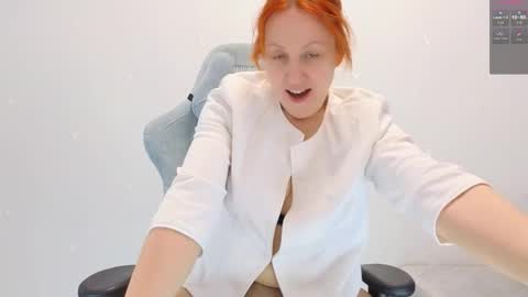 Ava online show from 11/30/25, 07:01