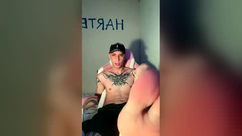 Snapshot of gargola_goth chatting on 05/13/26, 07:55 Elio b online show from 05/13/26, 07:55