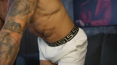 Snapshot of garret_alvin_ chatting on 04/02/26, 03:37 Garret online show from 04/02/26, 03:37